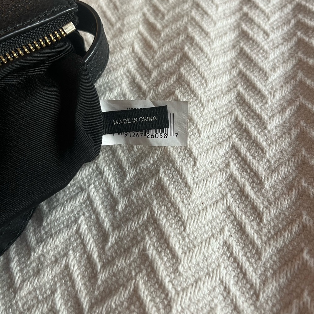 Marc Jacobs Black Crossbody - Picture 13 of 17